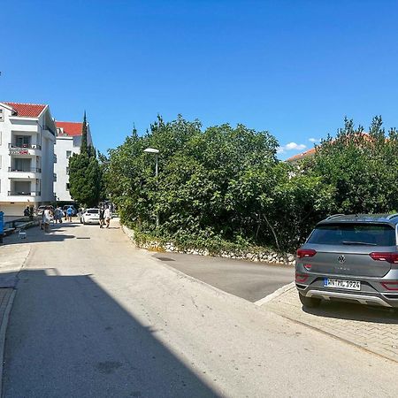 Beachfront Apartments Providenca With Free Parking Makarska Kültér fotó
