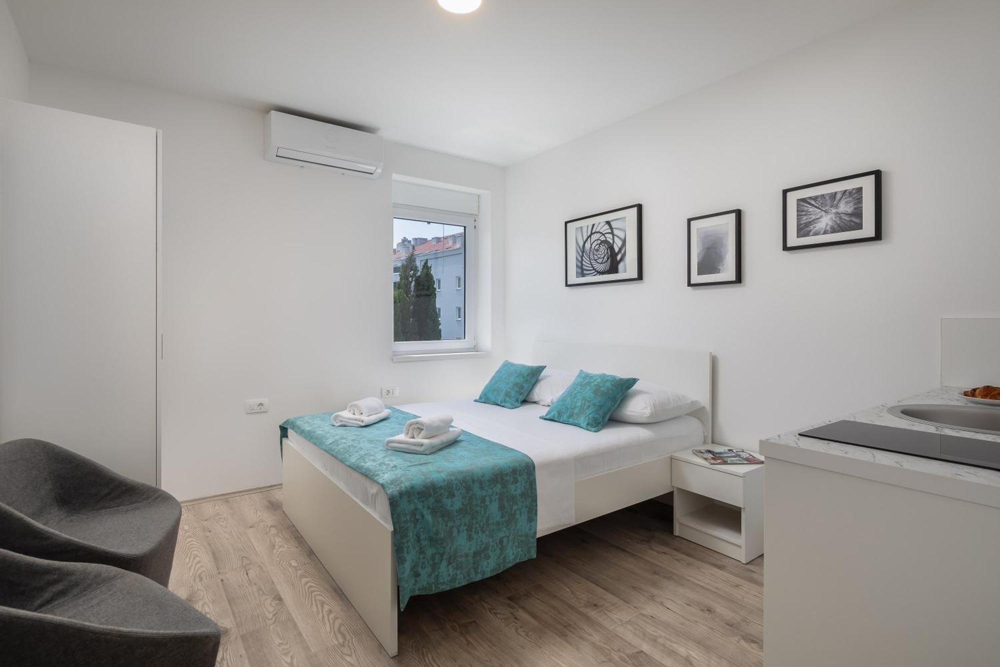 Beachfront Apartments Providenca With Free Parking Makarska Kültér fotó