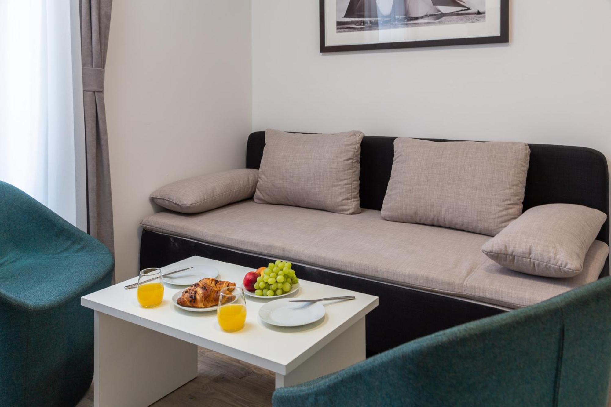 Beachfront Apartments Providenca With Free Parking Makarska Szoba fotó