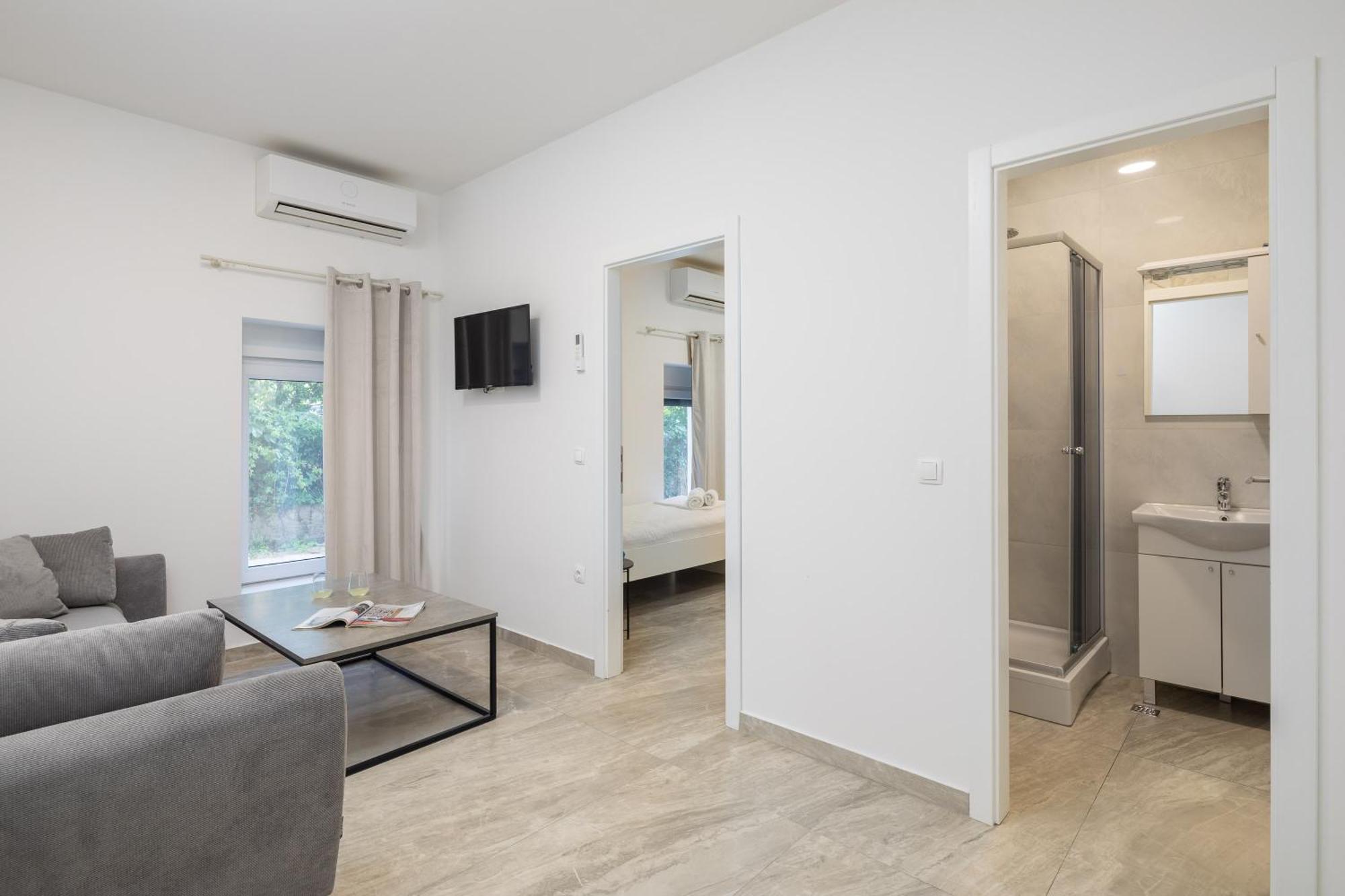 Beachfront Apartments Providenca With Free Parking Makarska Szoba fotó