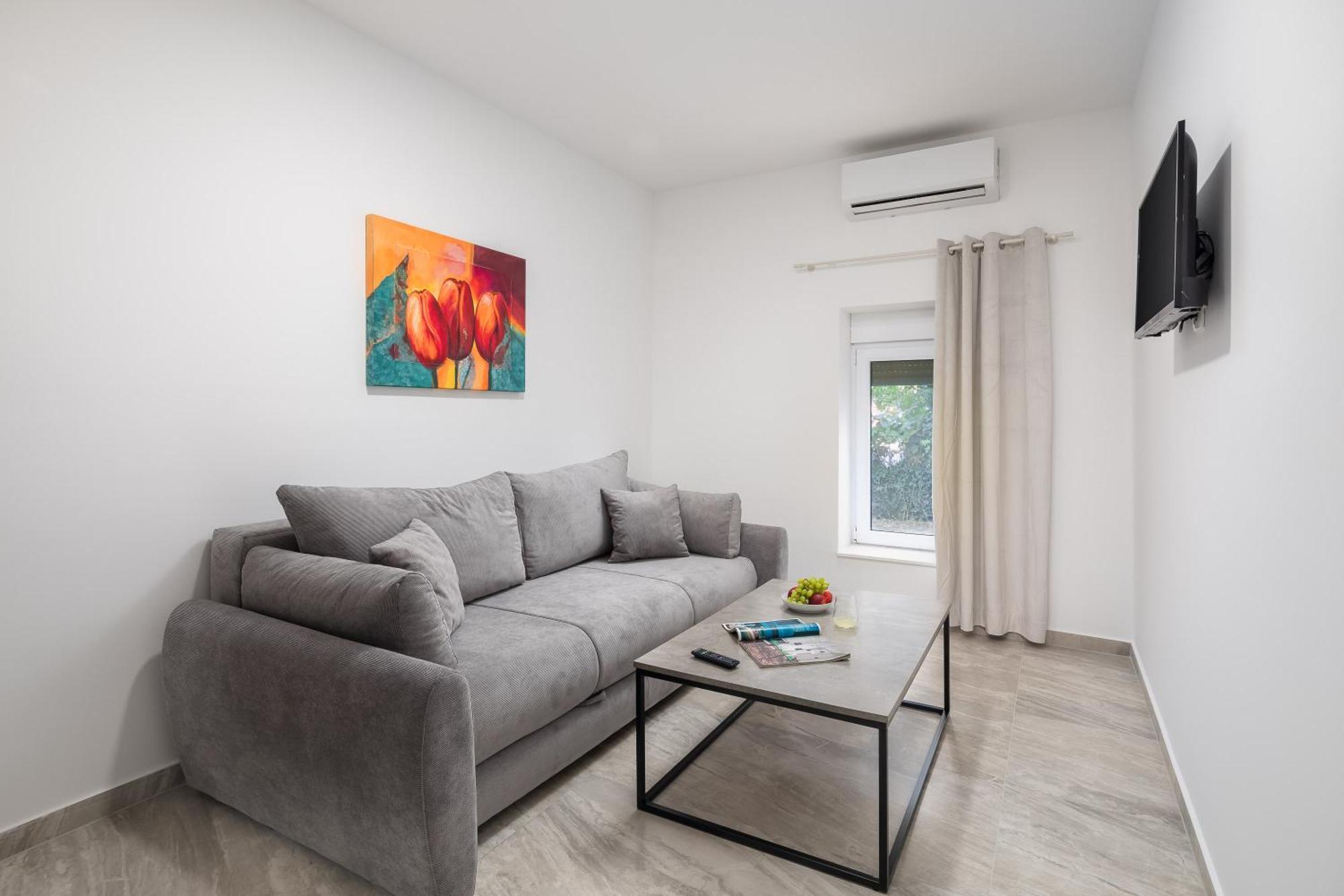 Beachfront Apartments Providenca With Free Parking Makarska Szoba fotó
