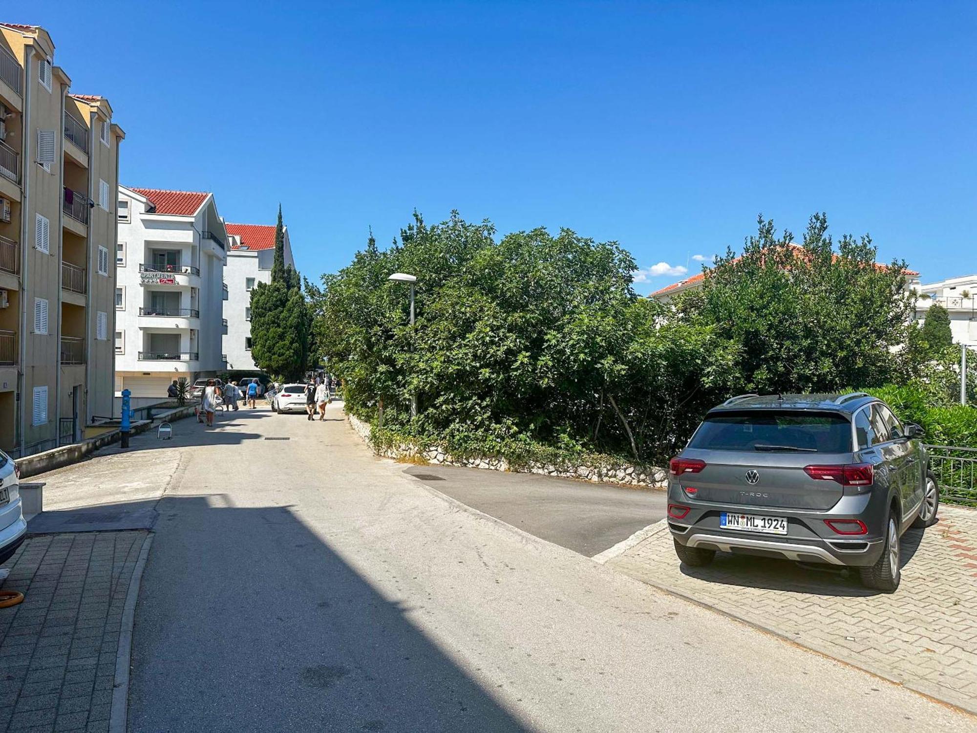 Beachfront Apartments Providenca With Free Parking Makarska Kültér fotó